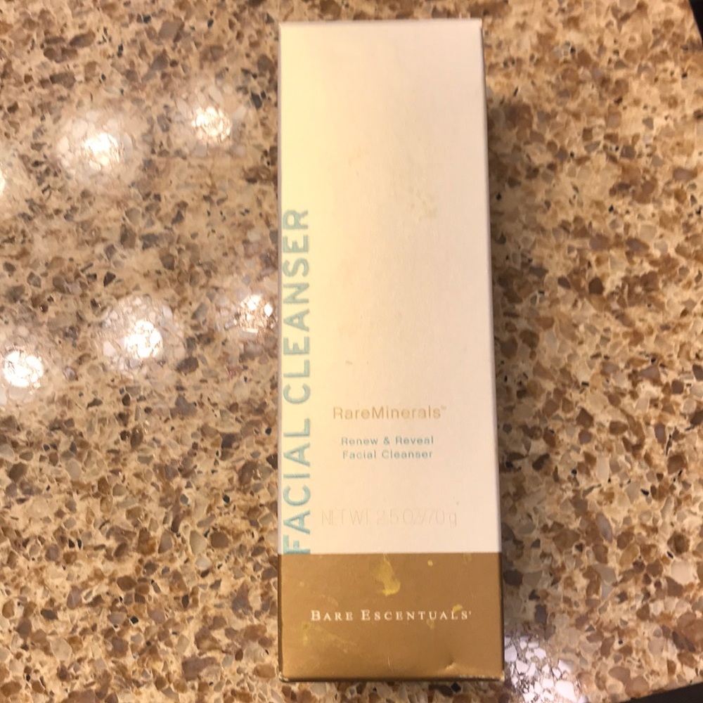 RareMinerals renew & reveal Facial Cleanser BNIB